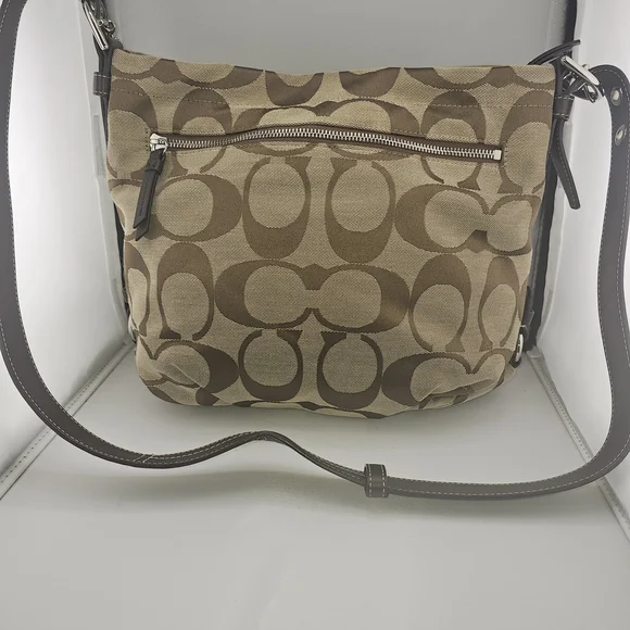 VINTAGE-Coach Hobo Crossbody - Picture 2 of 3
